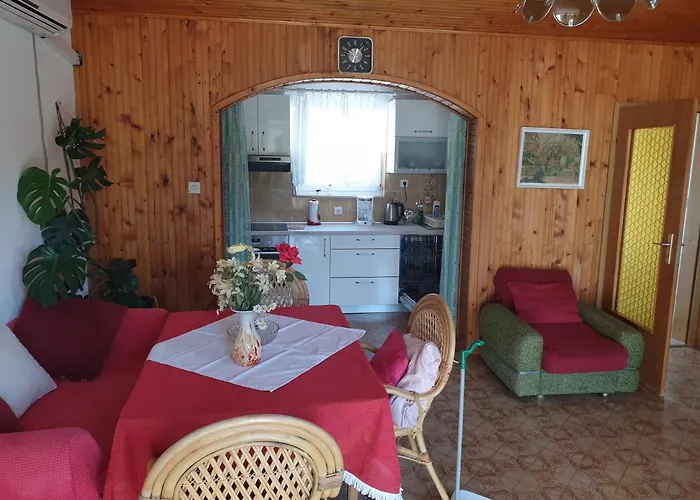 & Zlatica Hvar 아파트 *