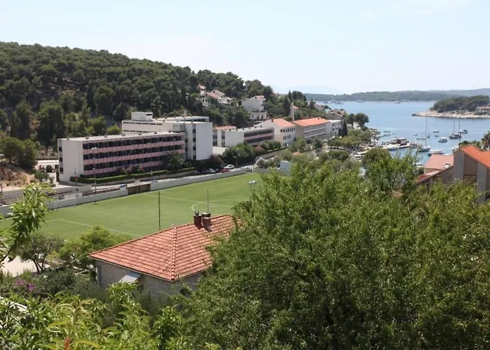 & Zlatica Hvar 아파트 *